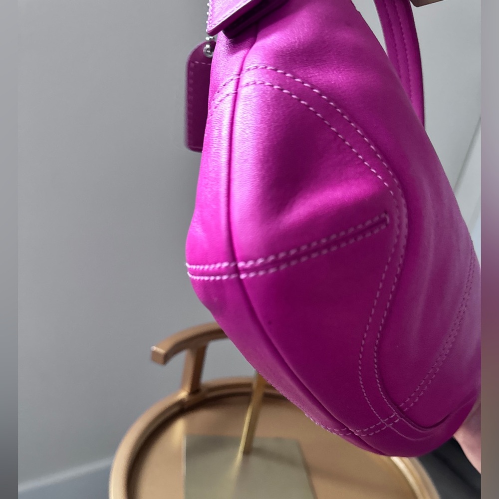 Coach Soho Demi Hobo Hot Pink Leather Vintage Small Shoulder Bag Y2K 9541 Rare - Picture 6 of 14